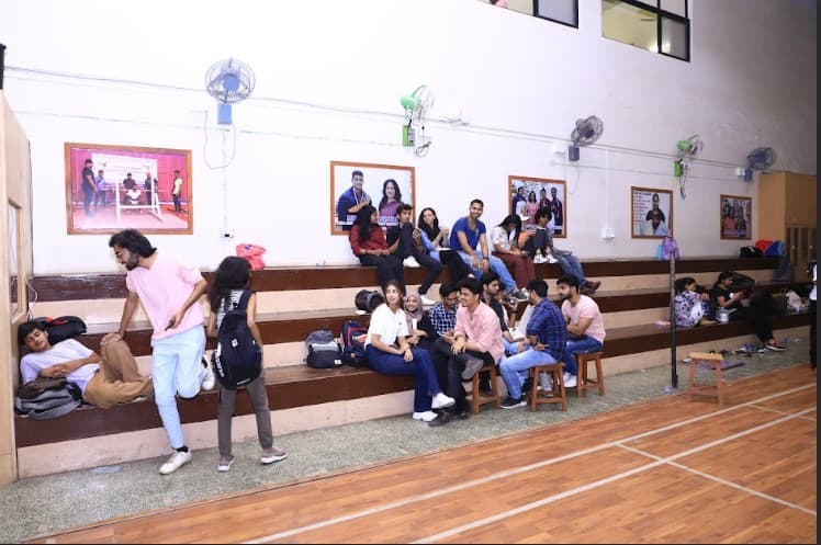 R.D. & S.H. National College And S.W.A. Science College Mumbai Sports photo 2